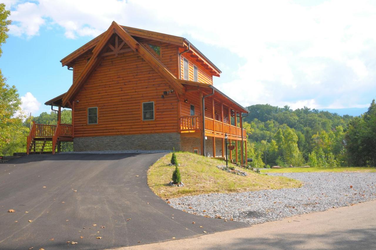 Ridge View Lodge Nature And Mountain View - Hot Tub - Firepit - Yard - Games Гетлинбург Екстериор снимка