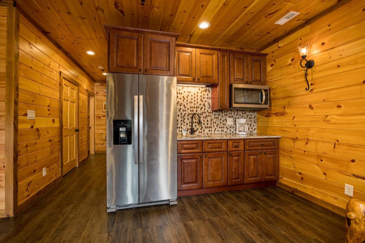 Ridge View Lodge Nature And Mountain View - Hot Tub - Firepit - Yard - Games Гетлинбург Екстериор снимка