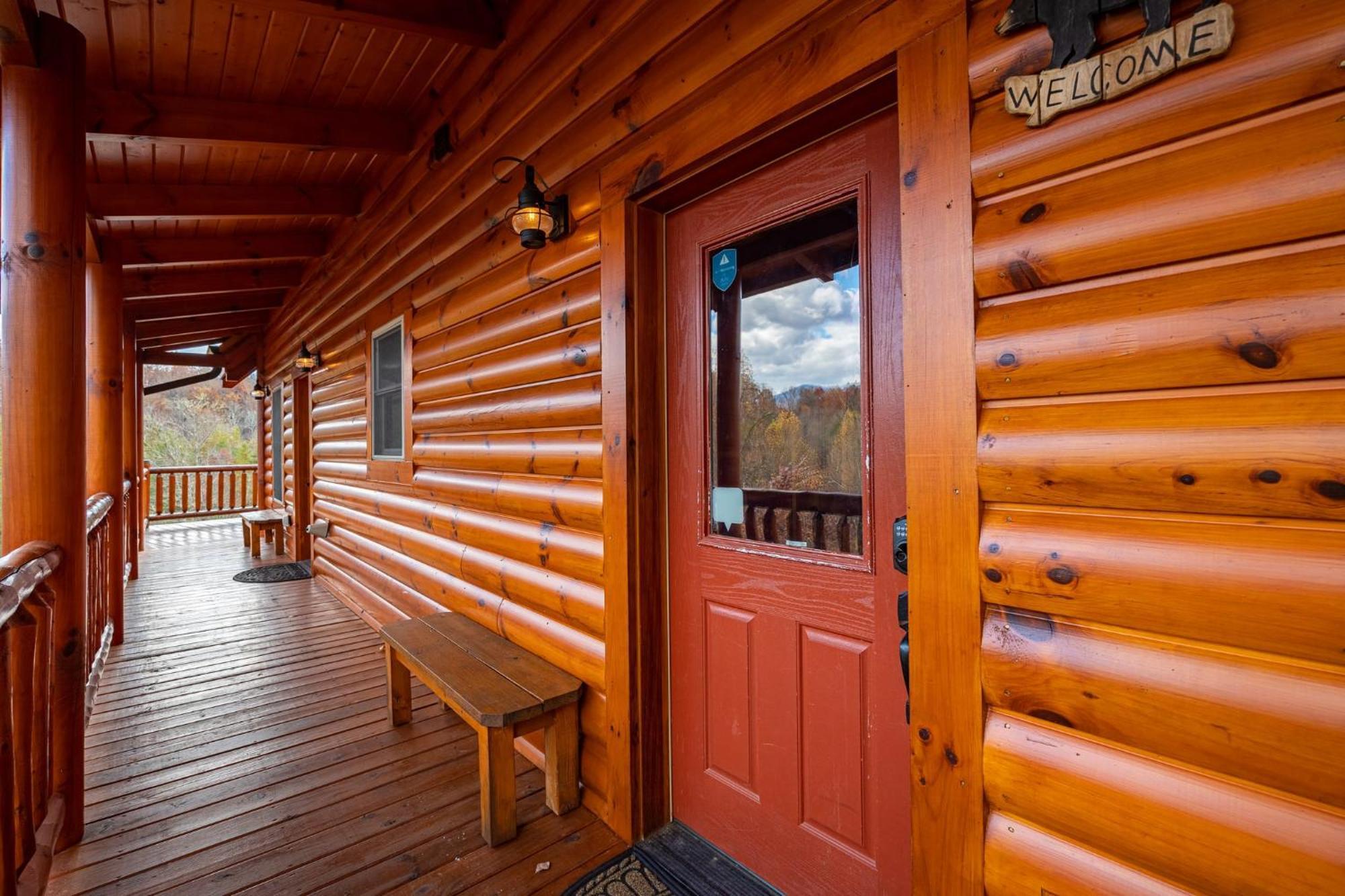 Ridge View Lodge Nature And Mountain View - Hot Tub - Firepit - Yard - Games Гетлинбург Екстериор снимка