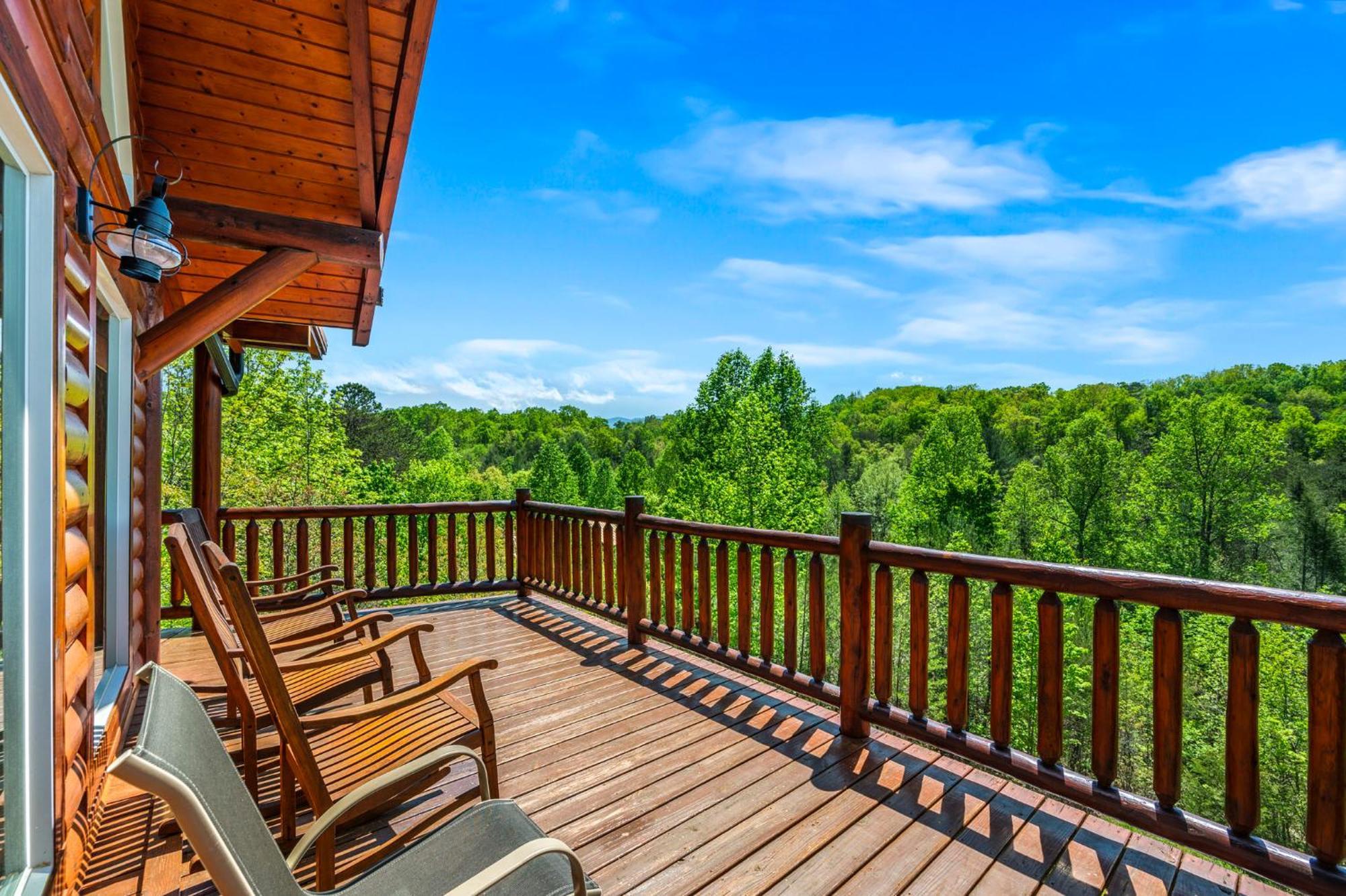 Ridge View Lodge Nature And Mountain View - Hot Tub - Firepit - Yard - Games Гетлинбург Екстериор снимка