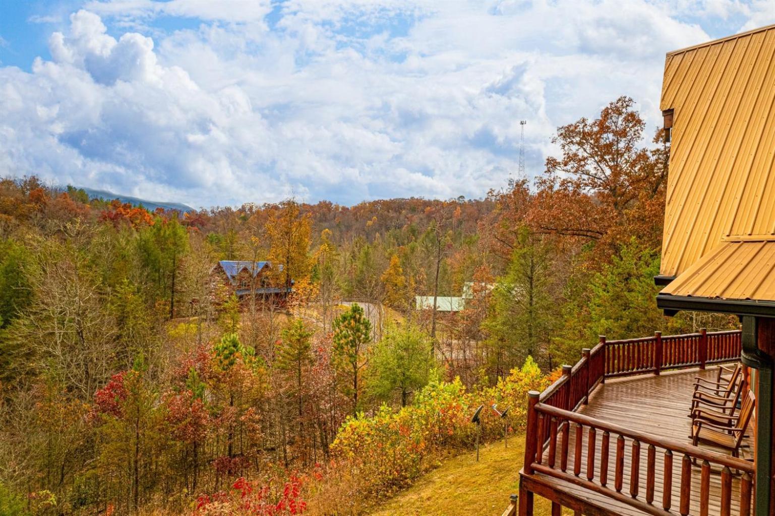 Ridge View Lodge Nature And Mountain View - Hot Tub - Firepit - Yard - Games Гетлинбург Екстериор снимка