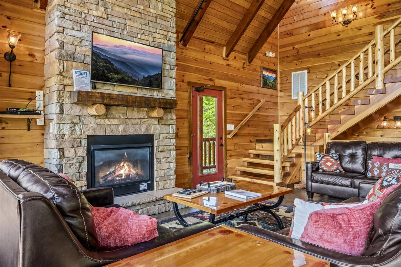 Ridge View Lodge Nature And Mountain View - Hot Tub - Firepit - Yard - Games Гетлинбург Екстериор снимка